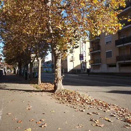 Lägenhet Ospedale Casa Demedicis Novara